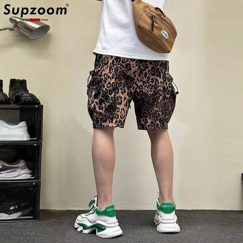 Supzoom New Arrival Top Fashion Summer Leopard Print Loose Casual Trendy Stitching Pocket Personalized Shorts Men