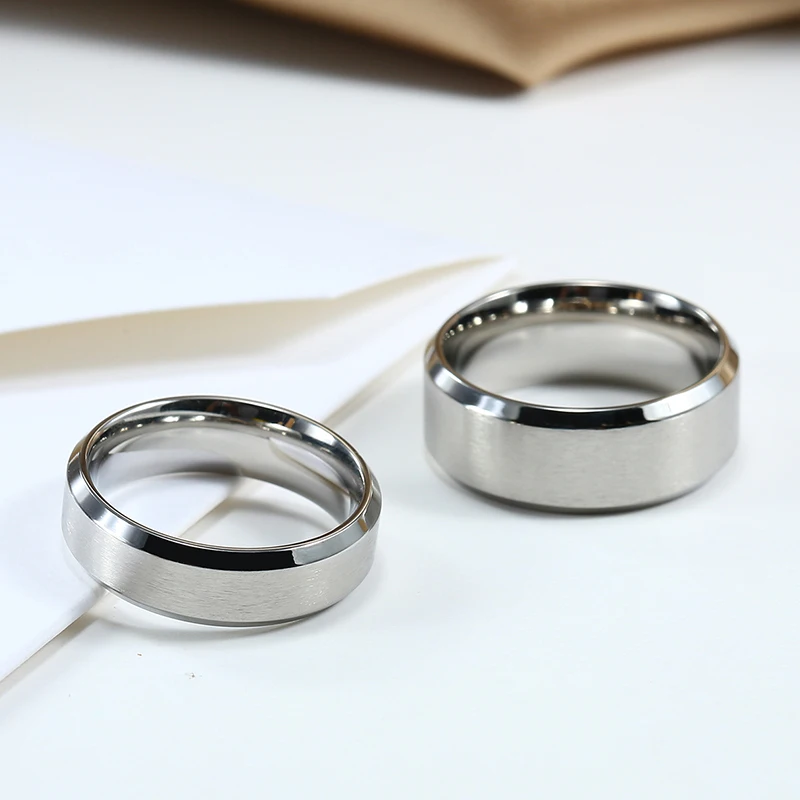 Anéis pretos clássico anel de aço inoxidável noivado casamento bandas para homens feminino casal preto prata cor moda jóias 8/6mm