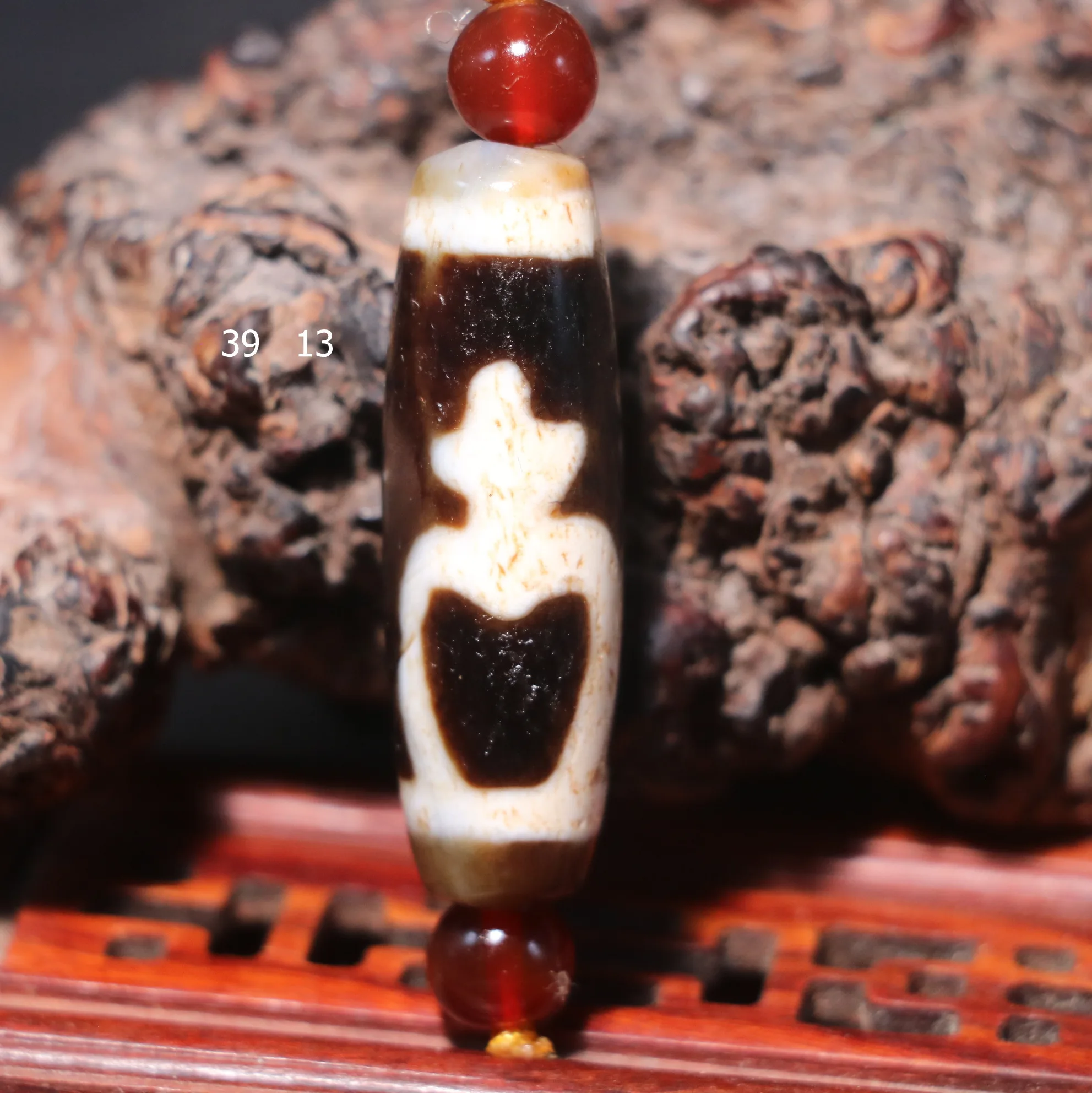 A Magic Power Energy Tibetan Old Agate Treasure Bottle Aquarius dZi Bead Amulet Fit For Bracelet Talisman Treasure Timestown Top