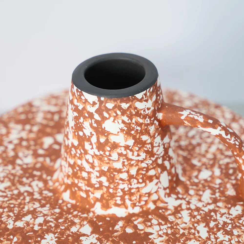 

Wabi Sand Wind Ceramic Vase Niche Designer Model House Creative Flower Arrangement Ornament Homestay Retro Home Ornament