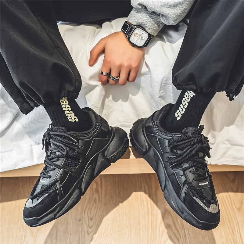 

Повседневная универсальная износостойкая модная обувь для папы, сетчатая верхняя подошва из ПВХ, форма острых пальцев, новинка для мужчин, лето 202, новинка для бега