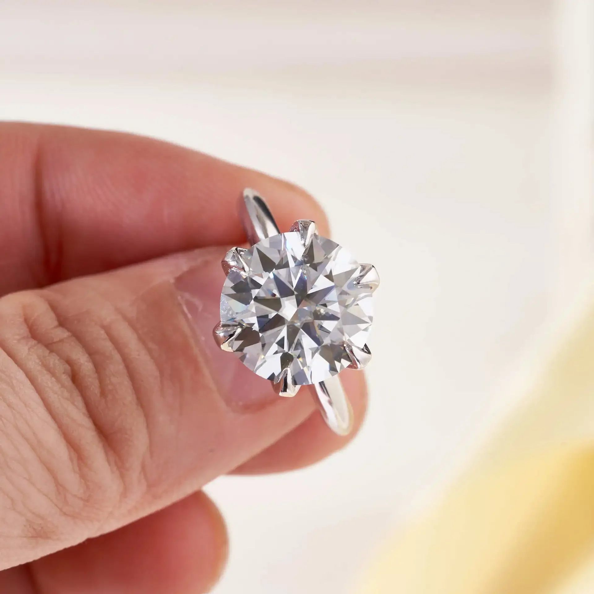 Zertifizierter Moissanit-Ring VVS1 Lab-Diamant-Solitär-Ring für Damen, Verlobungs-, Versprechen- und Ehering-Schmuck – Detail 5