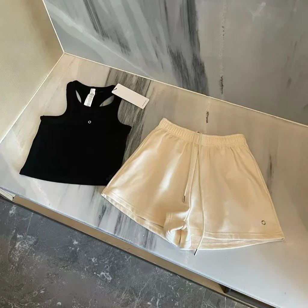 : Ensembles de débardeurs