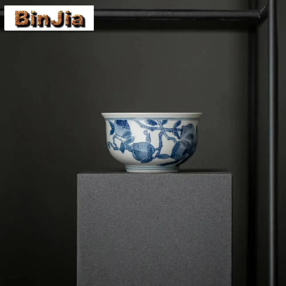 

100 мл керамическая чашка с гранатом, ручная роспись, сине-белая мастер-чашка, чайная чаша Literati Puer, чашань, кунг-фу, чайная посуда, подарки