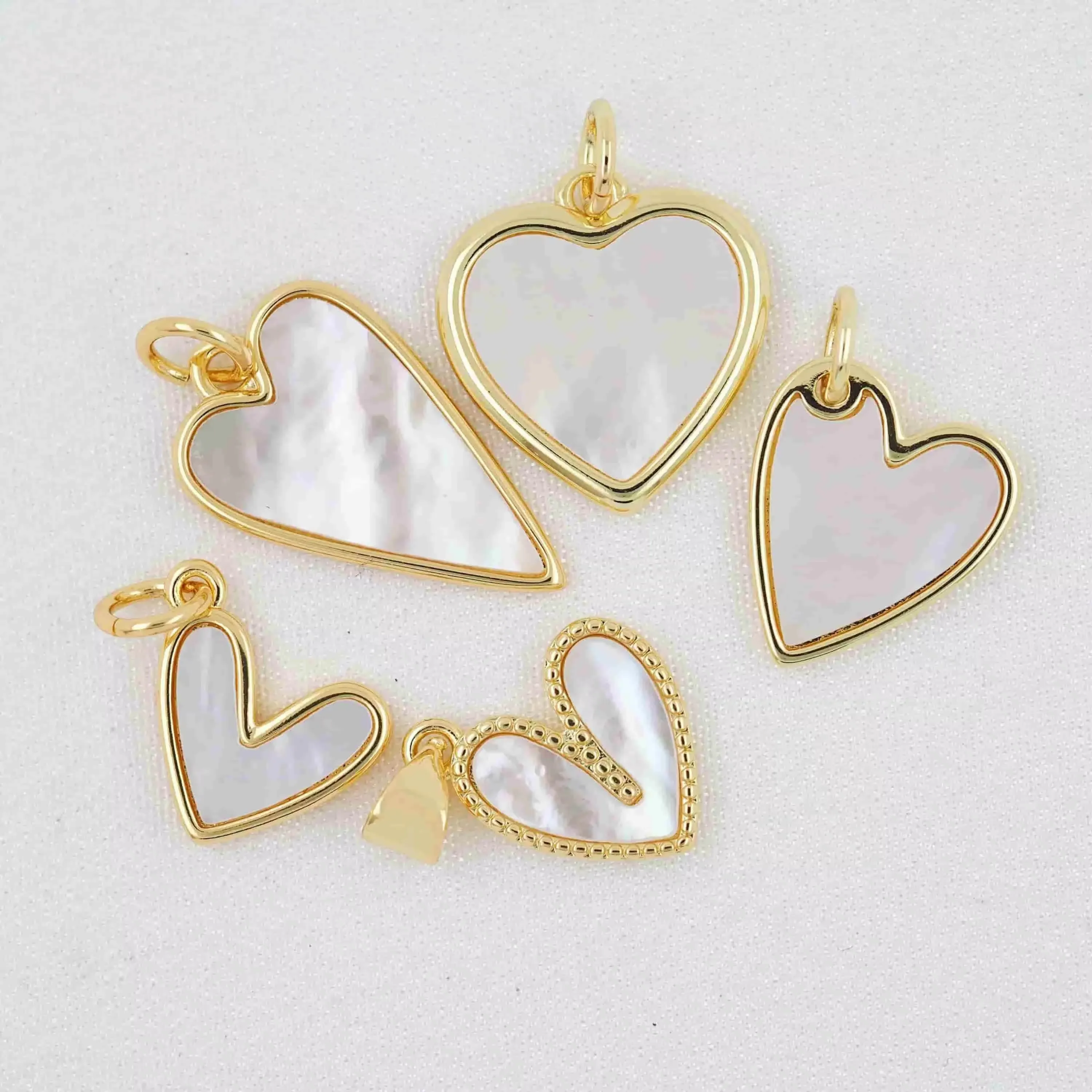 

Cute Love Heart Charms Pendant Jewelry Accessories Copper In;laid Shell Pearl Heart Shape Pendant DIY Necklace Bracelet Earrings