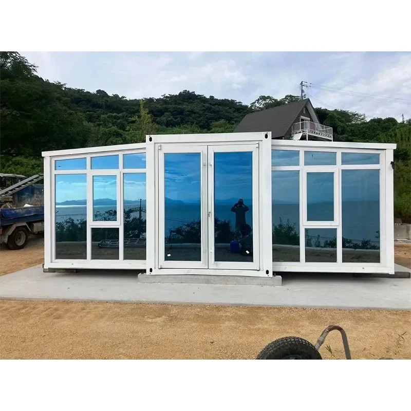 2025 Easy Installation Tiny House Tiny Homestay Modern Mini Container Home Villa Cheap Modern Building Tiny Container House Hot