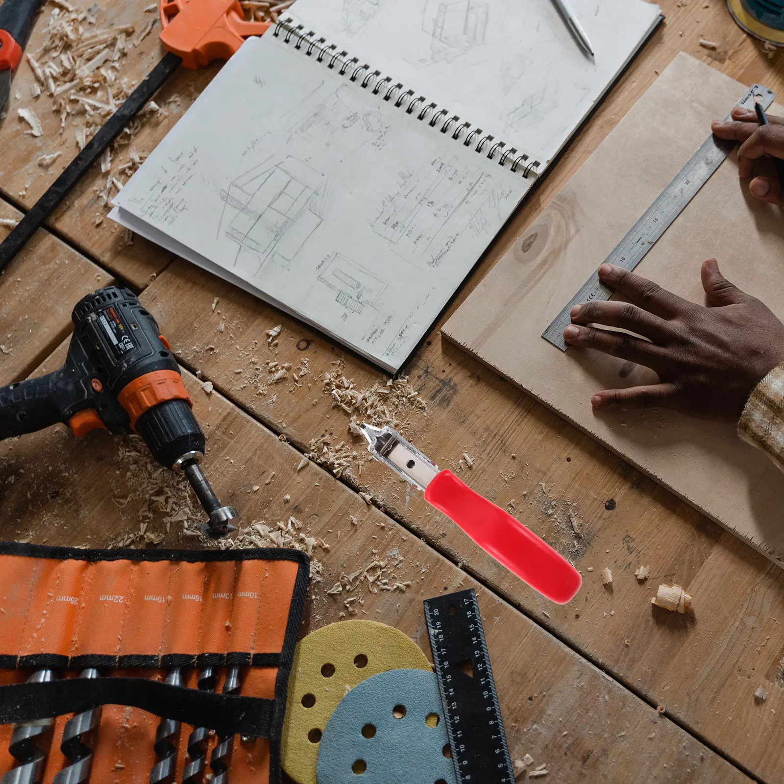 

2Pcs Heavy Duty Staple Puller Tool Ergonomic Non-Slip Handle for Upholstery Carpet Furniture Picture Frames Staple Remover