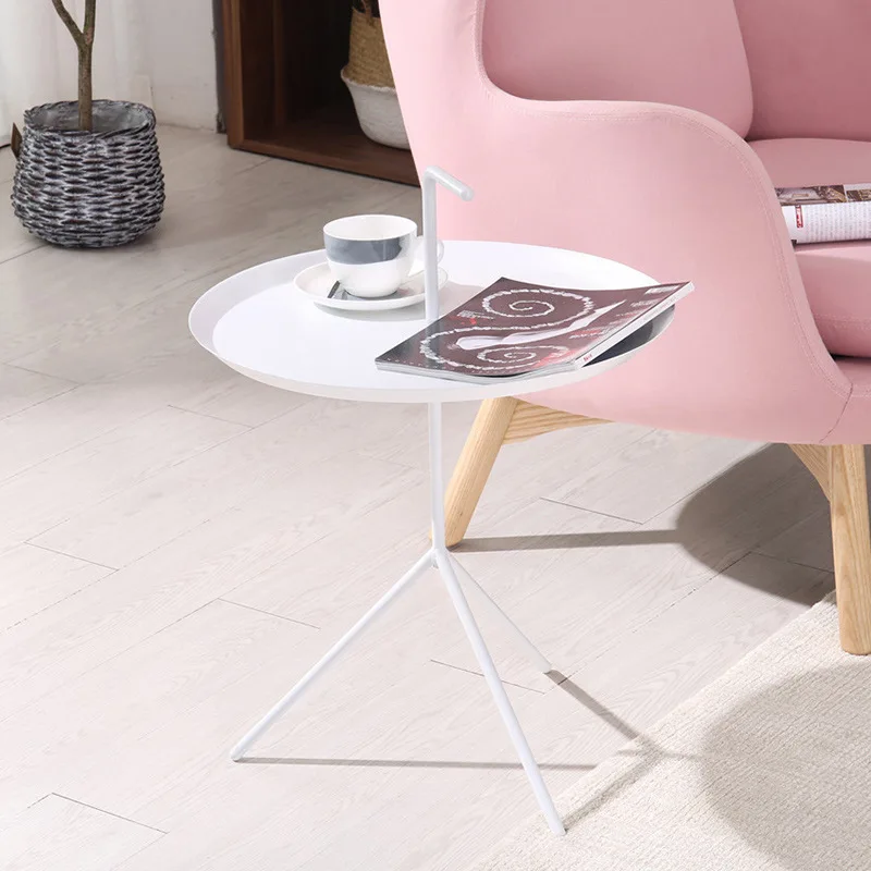 Nordic small coffee table wrought iron metal corner table Danish simple modern mobile sofa portable