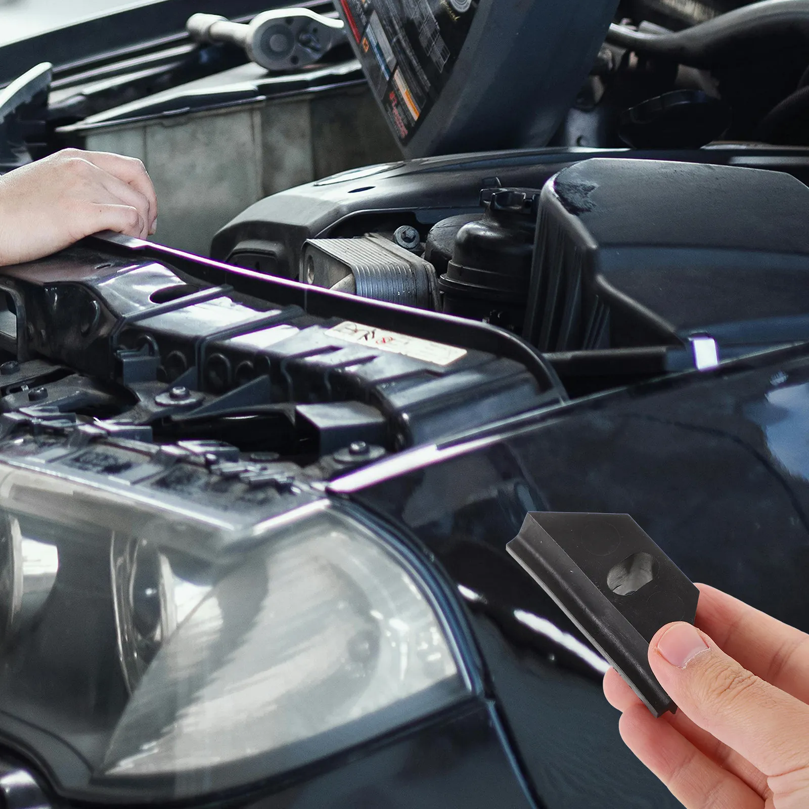 

Комплект креплений для автомобильного аккумулятора с болтами, черный, универсальный, для надежной фиксации и авторемонта