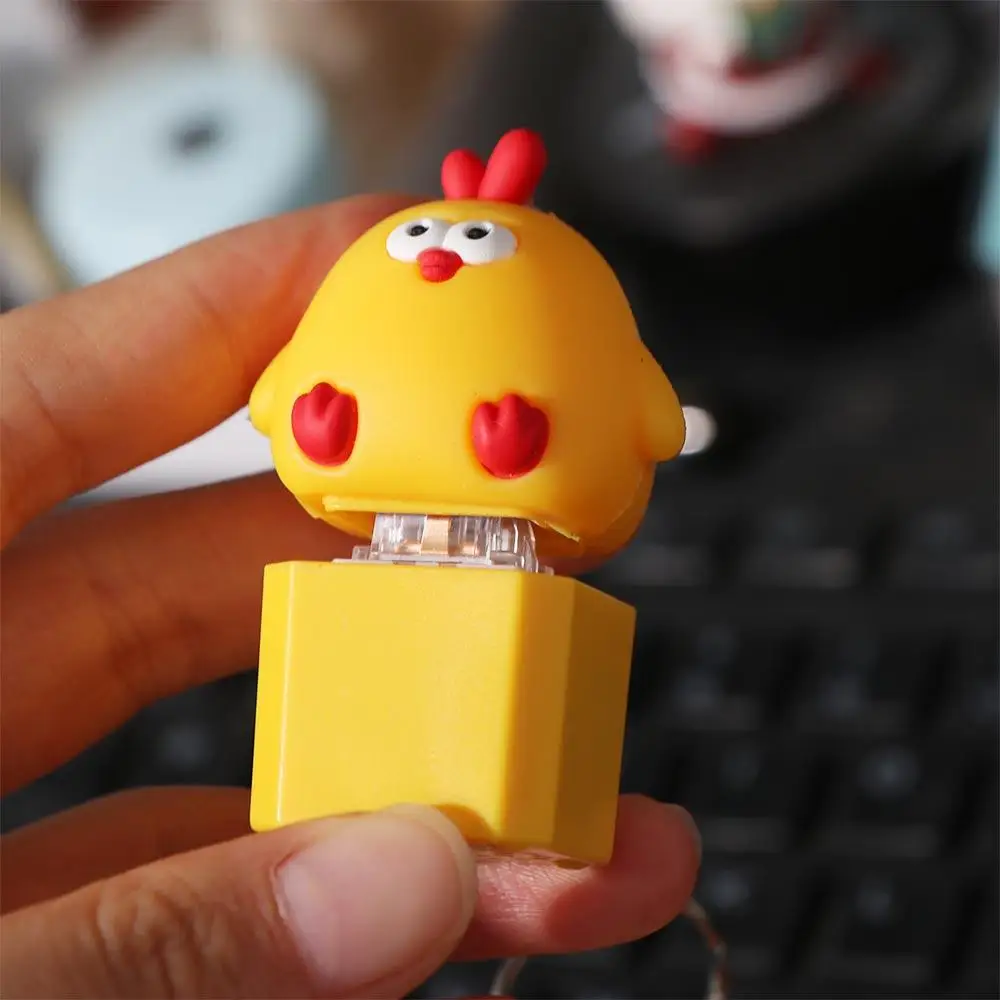 Yellow Chick Keyboard Sound Keychain Fidget Toy Voice Mechanical Keyboard Keychain Sing Song Cartoon Fingertip Button Key Ring