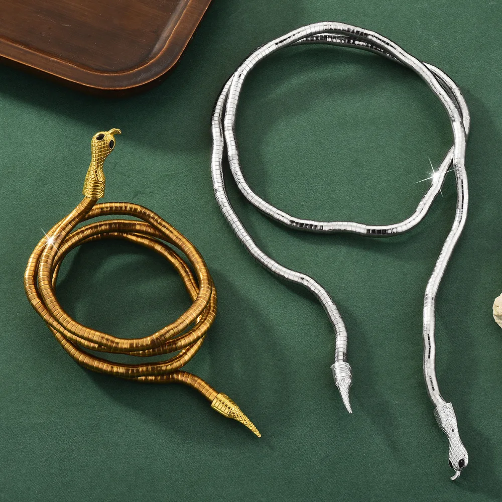 

Dark and cool, casual openings, serpentine design, fashionable clothing necklaces, collars, armbands and accessories