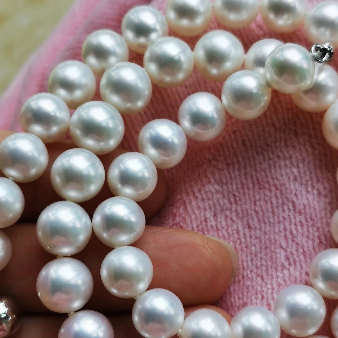 18 Inch Gorgeous Aaa+ 10-11mm Natural Akoya White Round Real Nice Classic Pearl Necklace