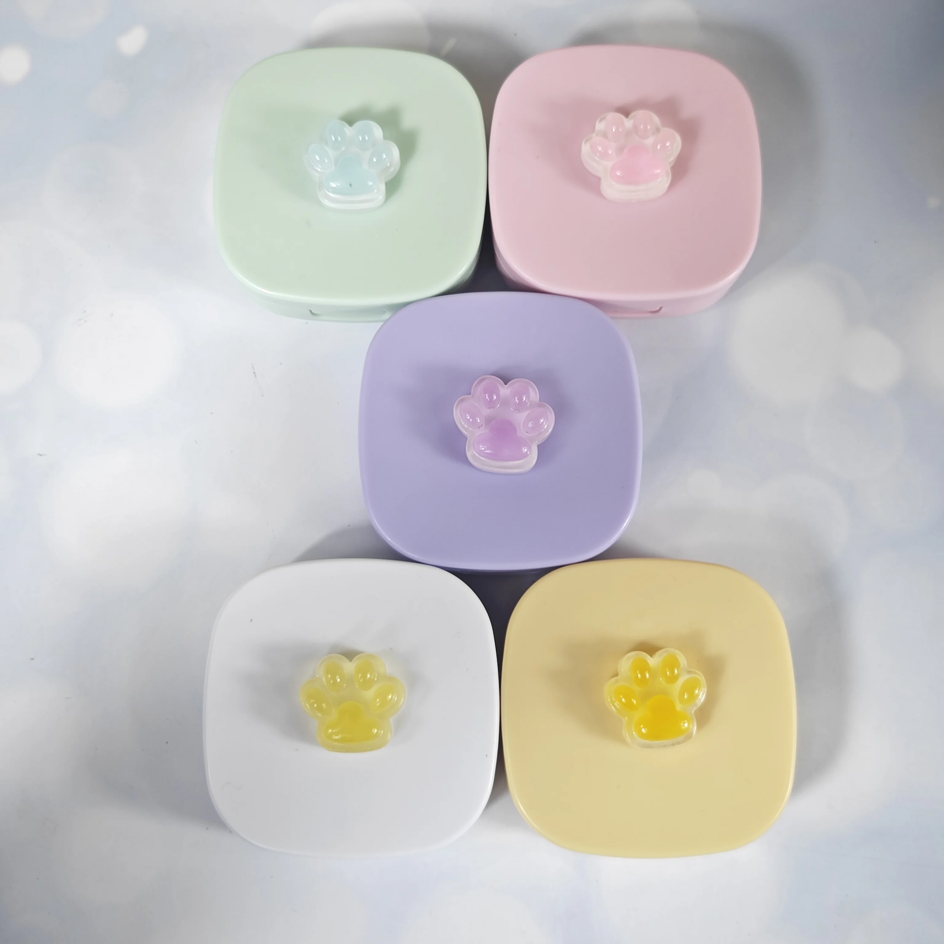 Ice contact lens case, Mochi case, INS cute lens organizer, portable dual box, stylish design with secure closure for hassle-fre