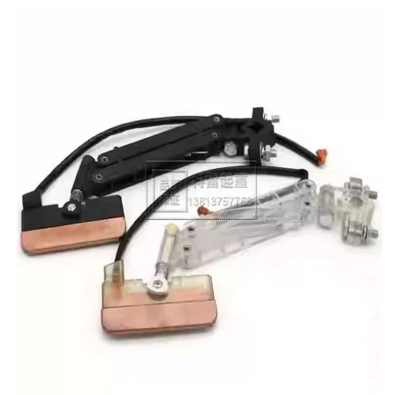 collettore-unipolare-per-gru-jf150-con-contatto-scorrevole-senza-interruzioni-150a