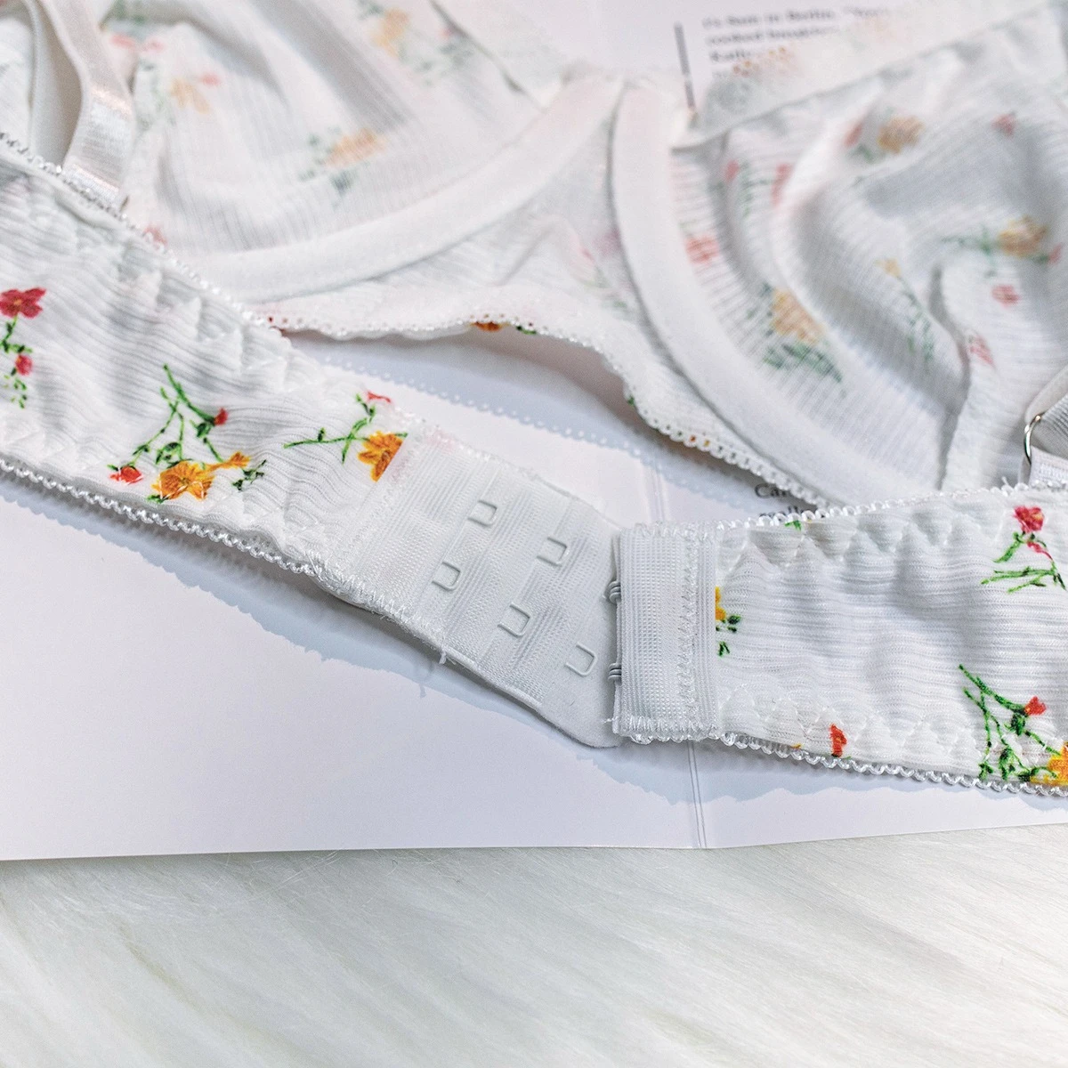 ملابس داخلية حلوة للنساء مع حلقة فولاذية، صدر صغير، مضاد للترهل، مريح، دانتيل، مثير، مجموعة غطاء حمالة صدر رغبة نقية