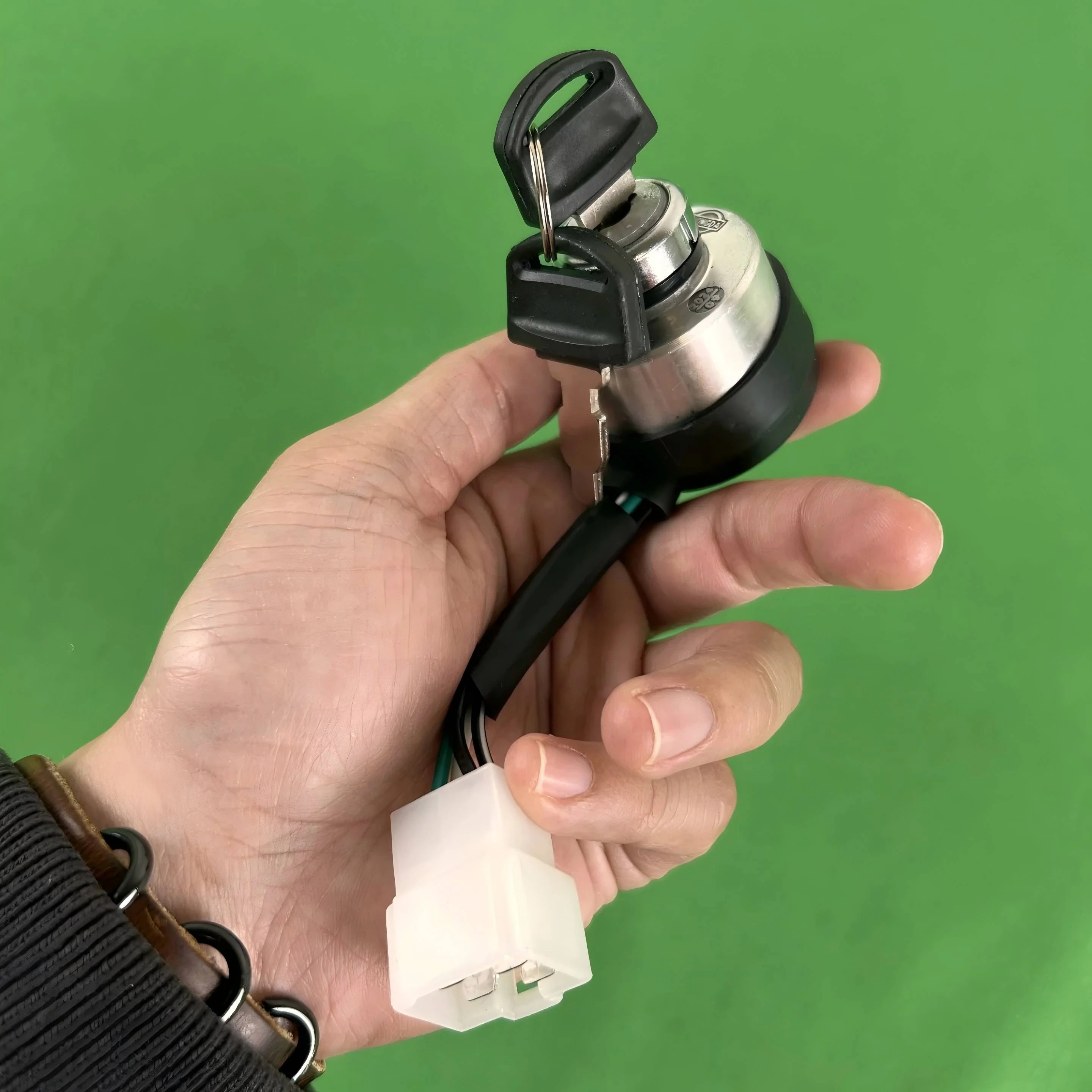 

2025Excavator Parts Ignition Switch for H15 H15R Mini Excavator