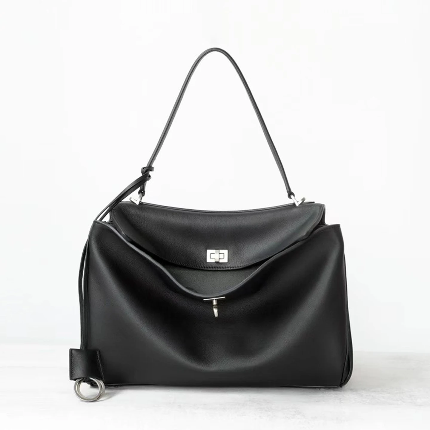 

Genuine leather handbag new high-capacity soft top layer cowhide lazy and relaxed feeling, high-end feeling 35cm 29cm 23cm