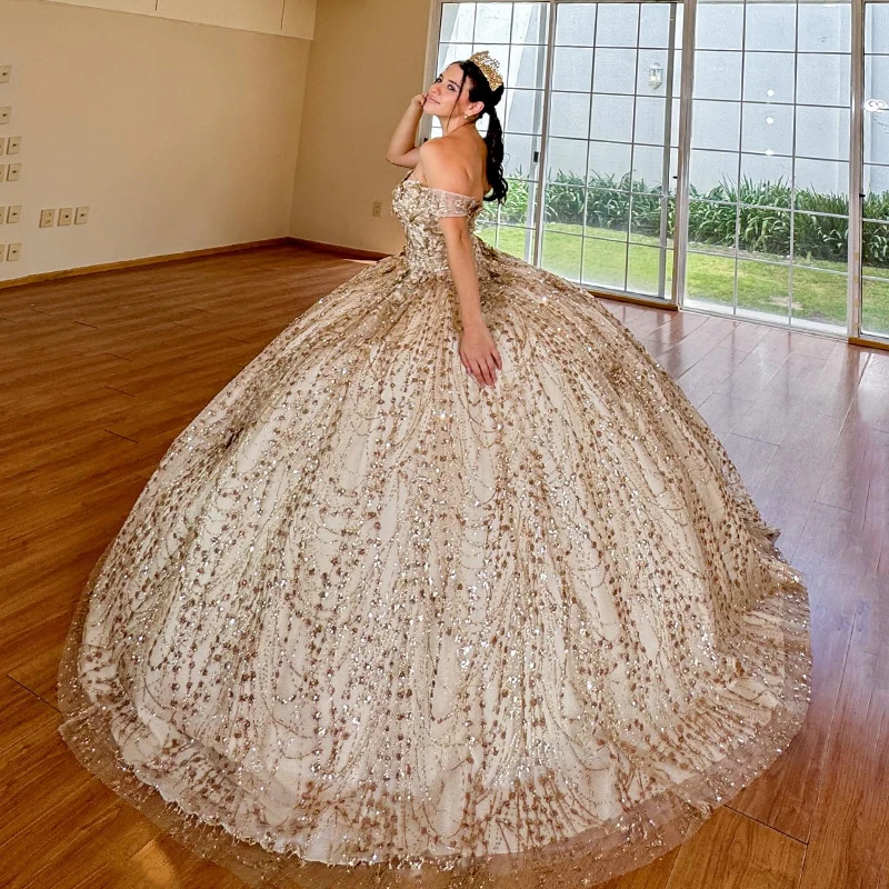 

Sparkly Champagne Gold Ball Gown Quinceanera Dresses Beads Crystal Tull Sweet 16 Dress Long Train Party Birthday Gowns Vestido