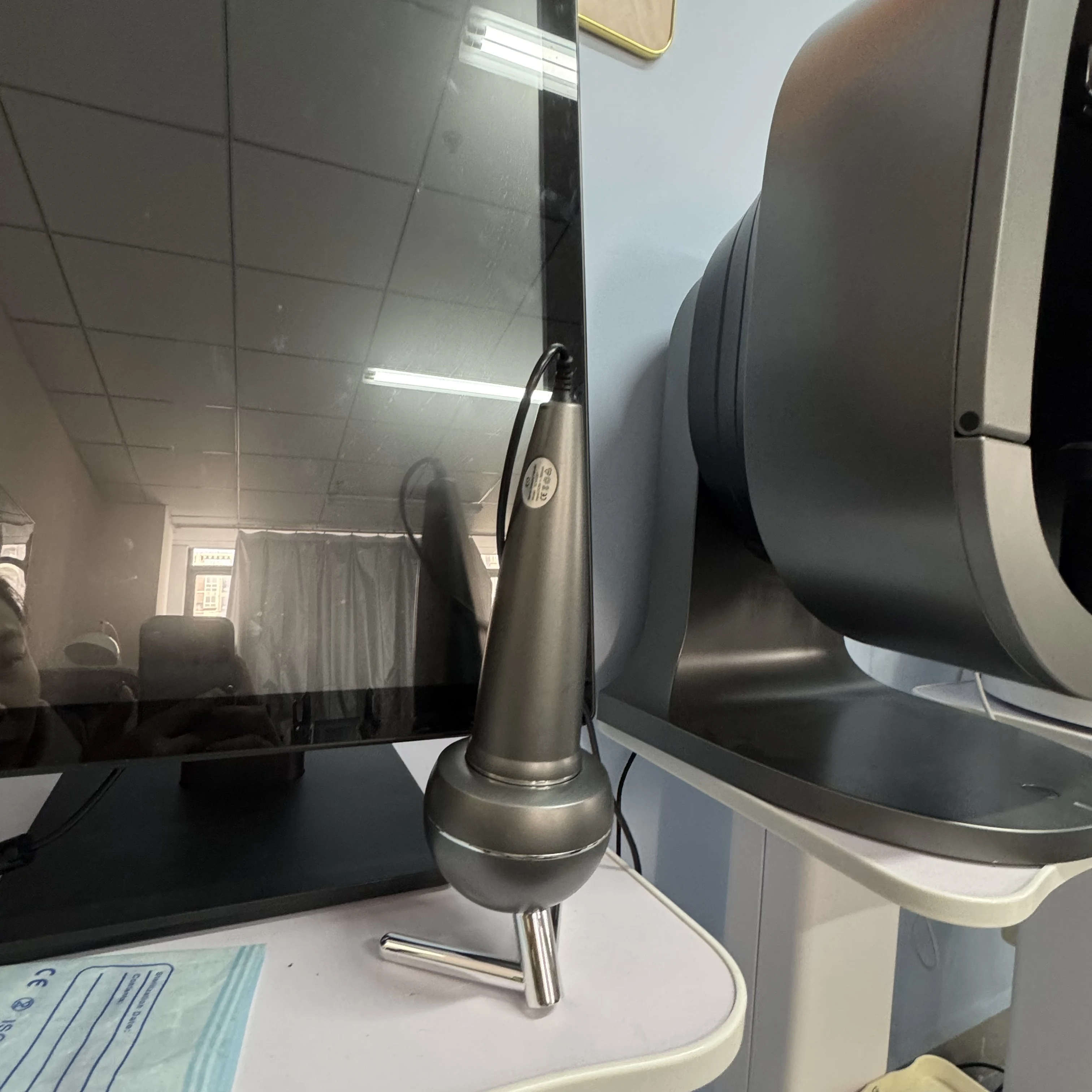 

Upgraded X5 3D Ai Skin Image Analyzer High Definition Pixels Whole Facial Scanning Multi Spectrum Moisture Scalp Detection