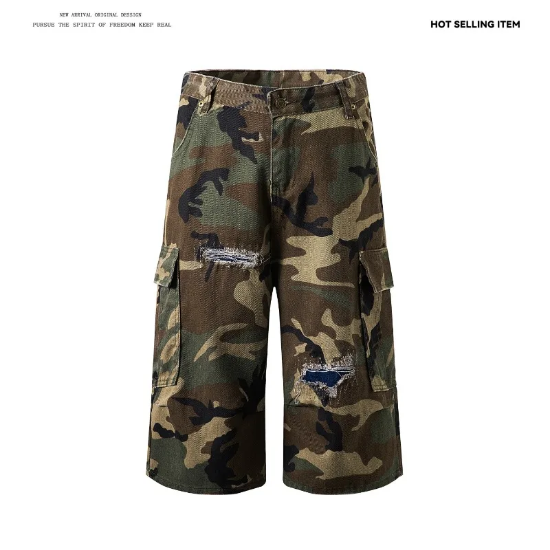 Damskie jeansy plus size w stylu amerykańskim, postarzane, z naszywkami, proste nogawki, kamuflaż, długość 7/8, luźne, wyszczuplające szorty casual.