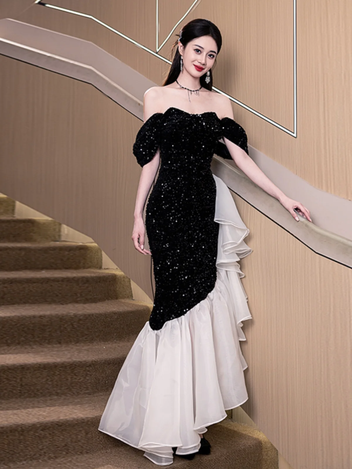 

Long One-oulder Bla Sequin Fi-Tail Evening Gown Wedding Proposal Par Host Birthday Dr Ele Faionable Sle