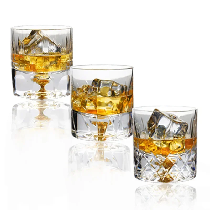 

Gold foil whiskey glass hand-carved, high-end clubhouse Ice Hockey engraved cup