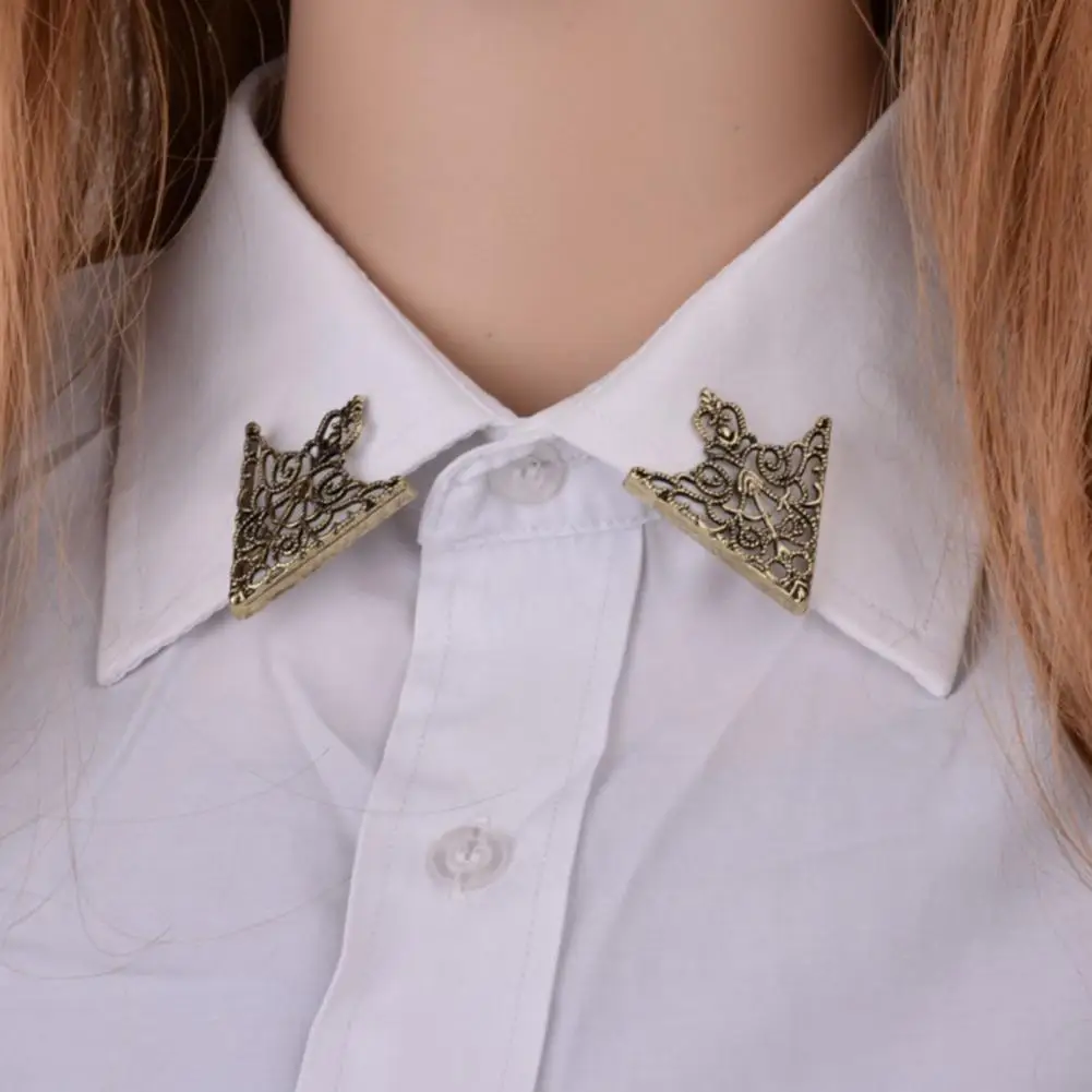 Women Brooch Triangle Shirt Alloy Collar Clip Palace Style Collar Buckle Vintage Elegant Collar Pin Collars Brooch Neck Clip