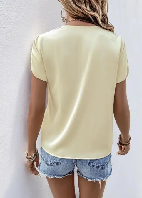 

Women's Top 2025 Summer New Casual Fashion Short Sleeve Blouse Elegant Scarf Neck Design Light Colored Minimalist Style Top