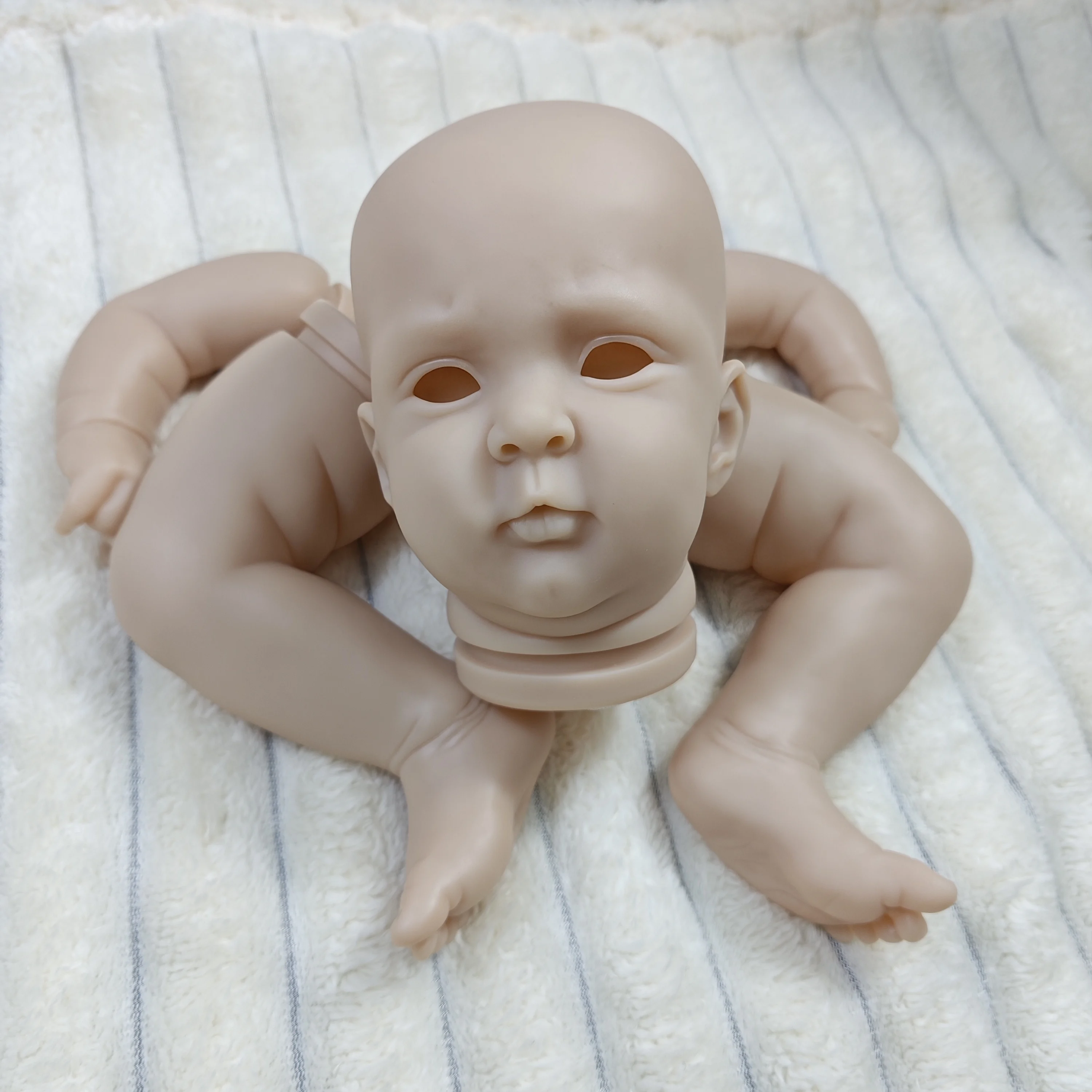 

MRB 18 inch Reborn Doll Kit Jocy Lifelike Unfinished Unpainted Fresh Color Blank Vinyl Doll Kit with Cloth Body