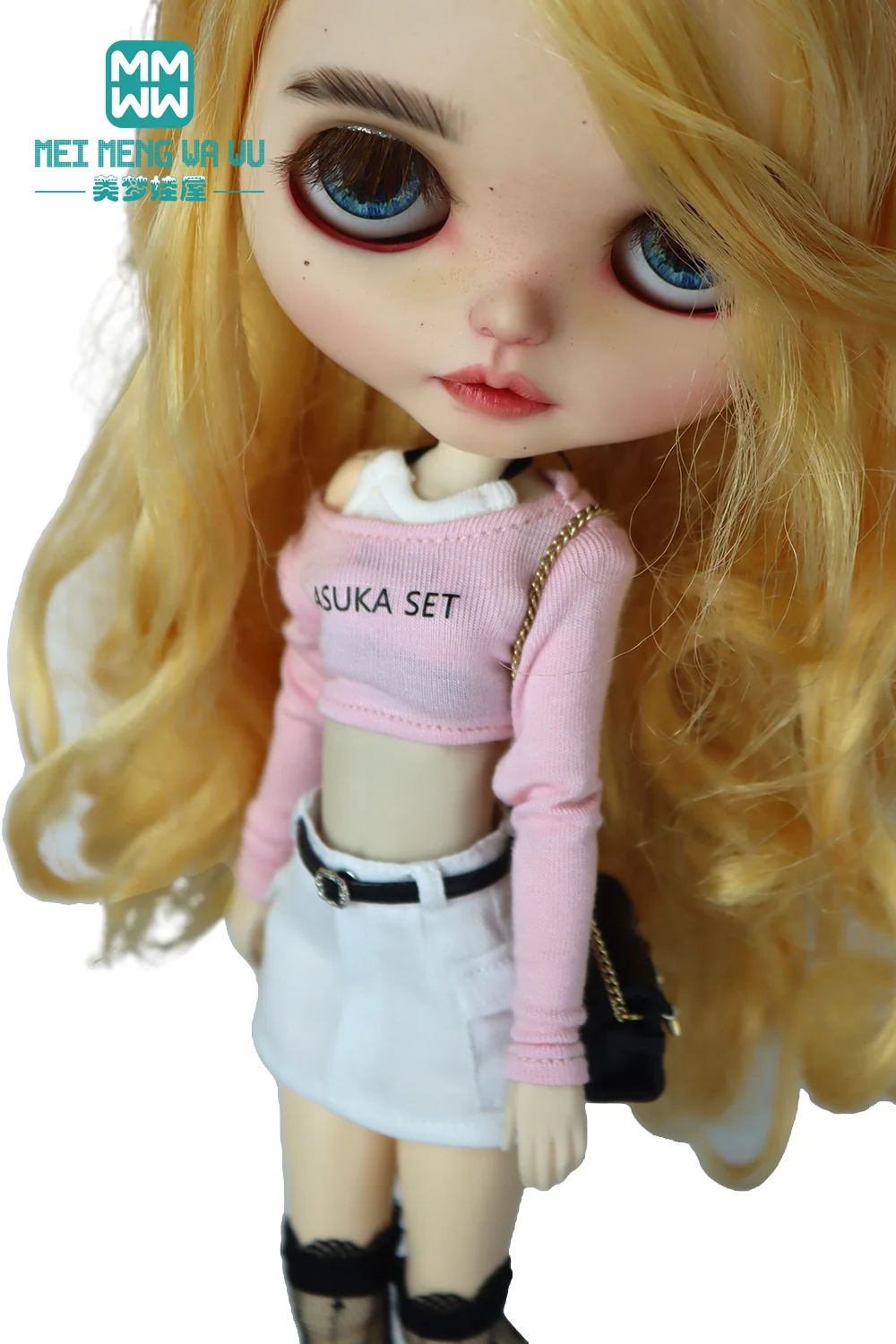 

Clothes for doll Fashionable multi-colored T-shirt 28cm Blyth Doll Clothes azon OB22 OB24 Toys Gift
