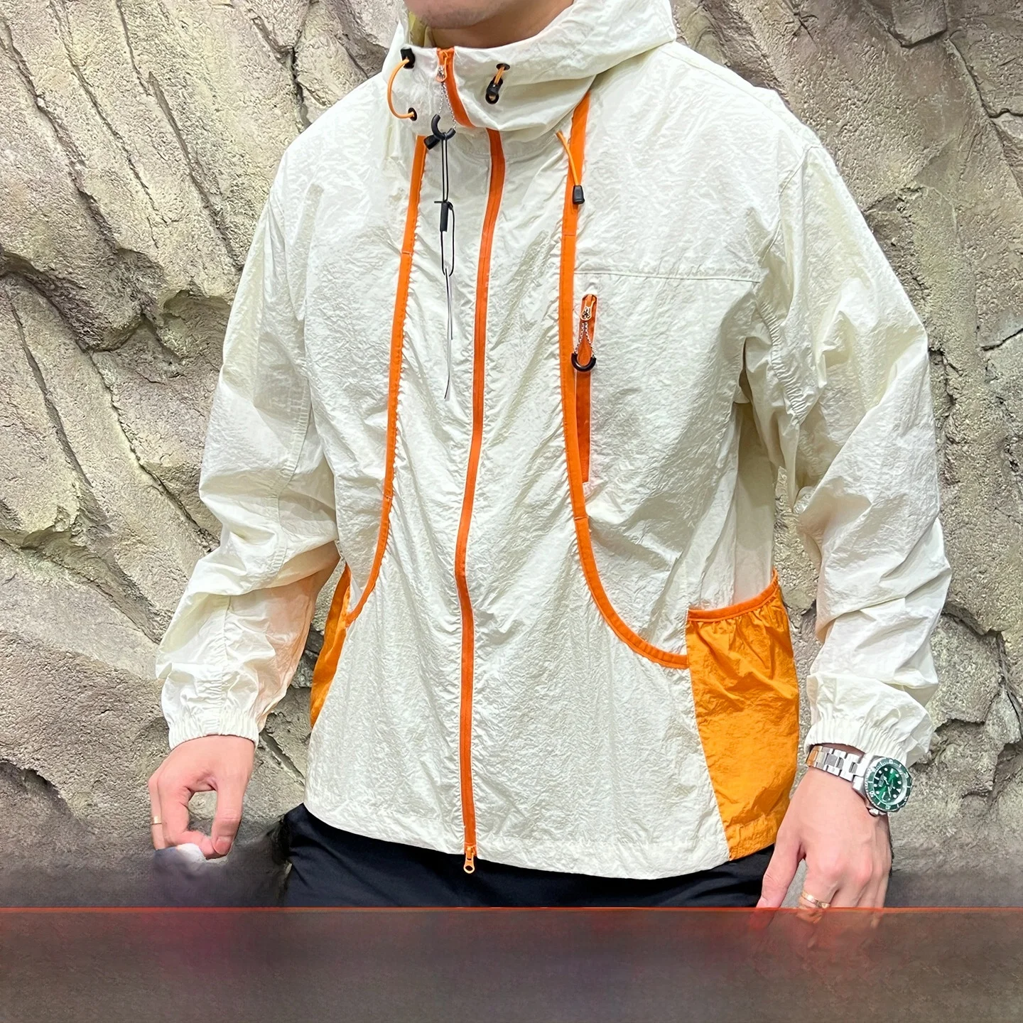 

Уличная 4D пошивная водонепроницаемая дышащая легкая весенне-летняя одежда для защиты от солнца, нейлоновая ткань ex Stand Fit