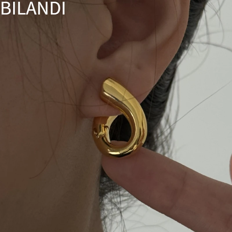 

Bilandi Fashion Jewelry Pretty Design Metal Stud Earrings For Girl Women Gift Simply Design Ear Accessories Hot Sale