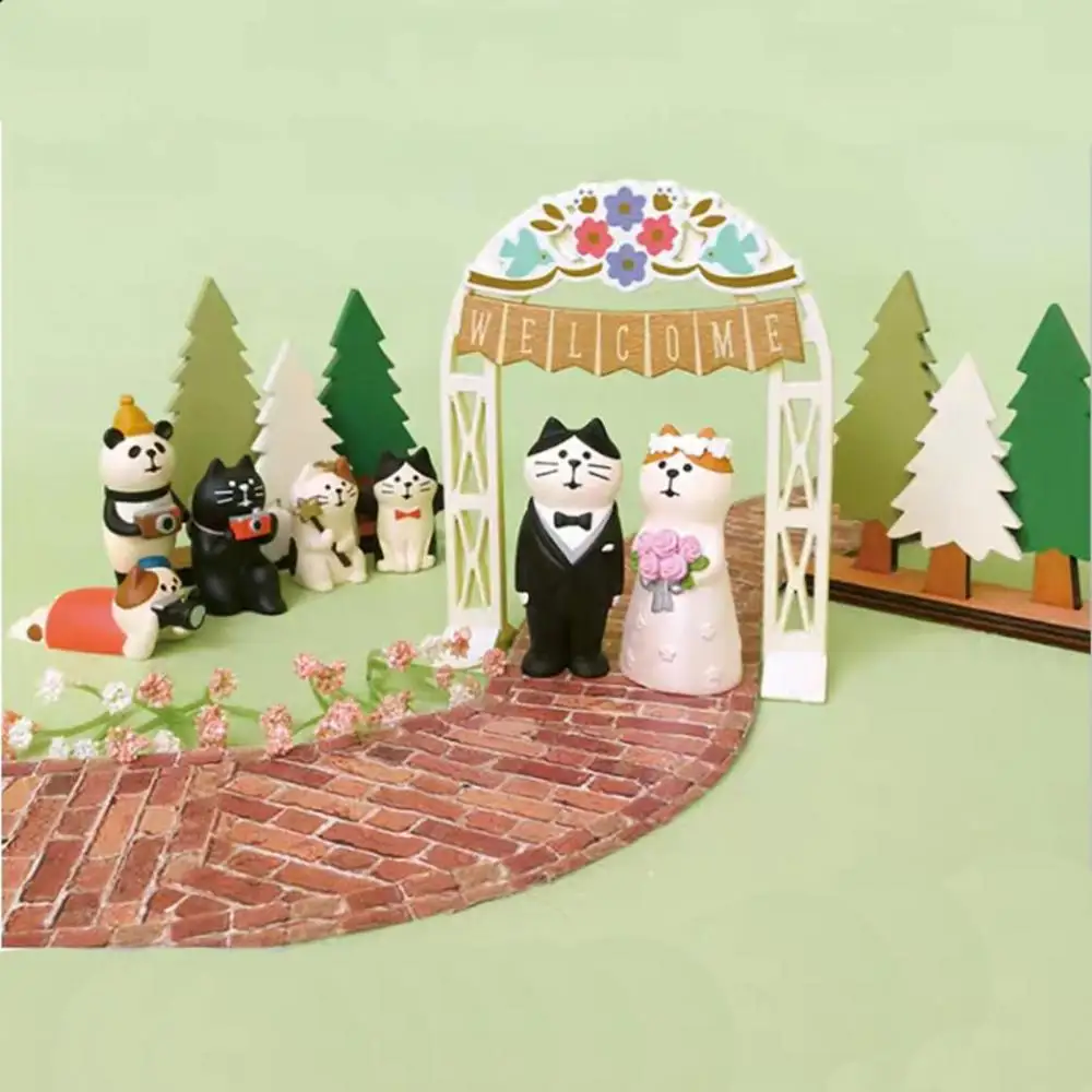 Cartoon Miniature Cute Cat Groom Bride Design Doll Car Cafe Home Desktop Decor