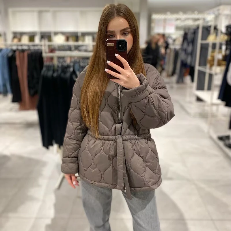 

2025 Vintage Cotton-padded Jacket Female Elegant High-quality Four-color Zipper Loose Cotton-padded Jacket