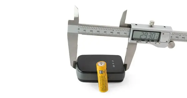 Mini lokalizator GPS do monitoringu mobilnego, smartfonów i polowań.