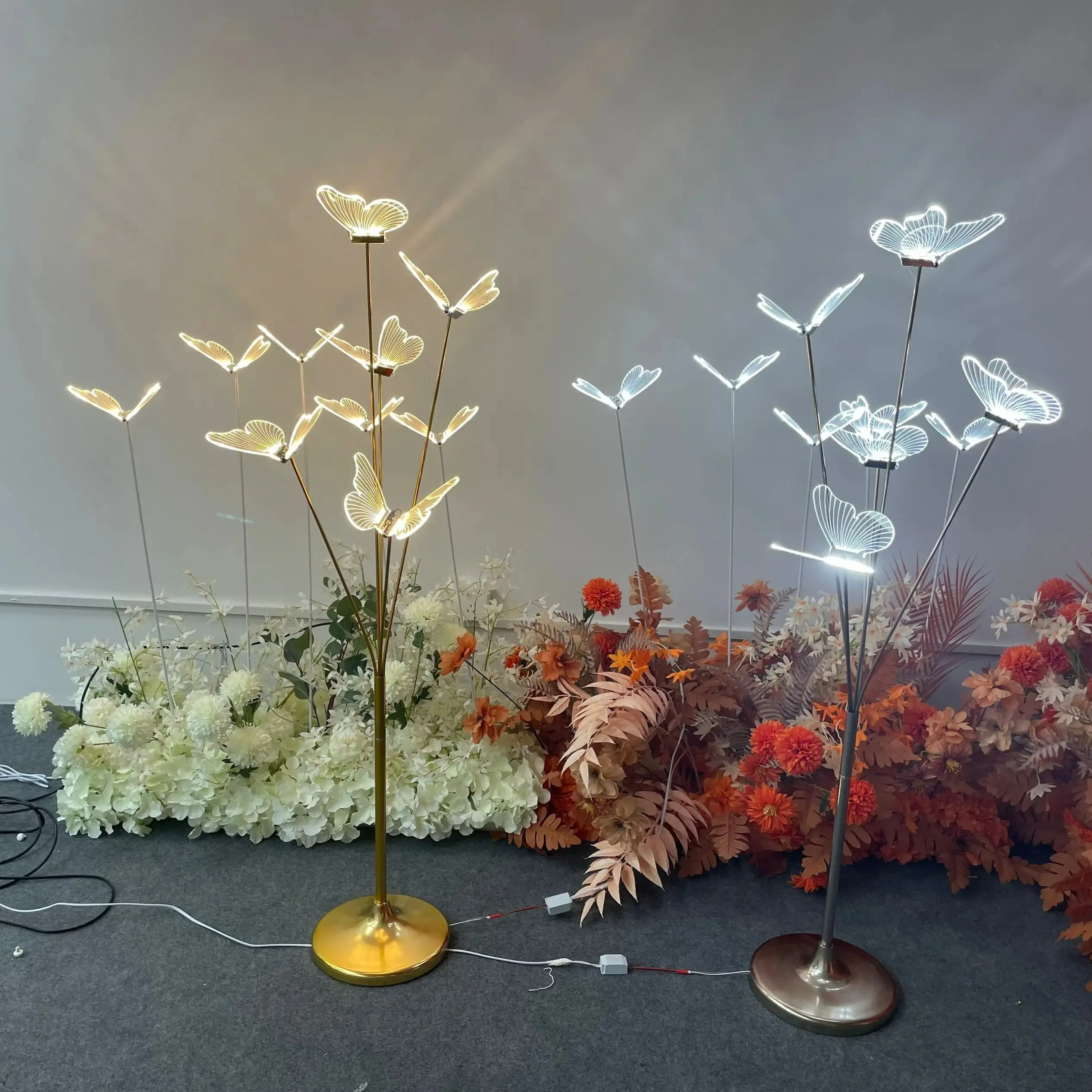 10Pcs Wedding Acrylic Luminescent Brushed Butterfly Road Guide Stage Decoration Banquet Living Room Scene Decoration Props