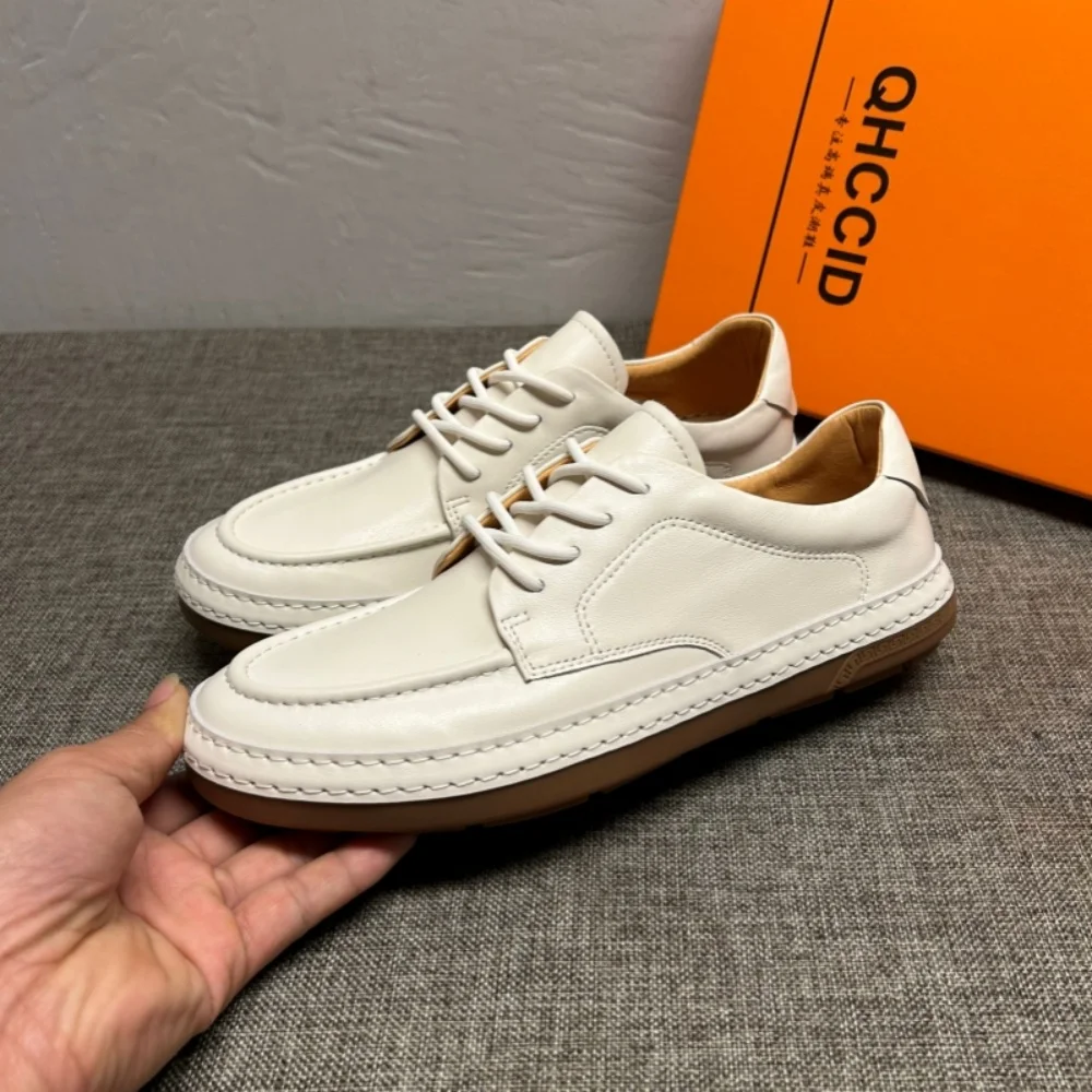 

Men's leather white sneakers for men, trendy high street casual shoes for men, comfortable and breathable men's loafers.