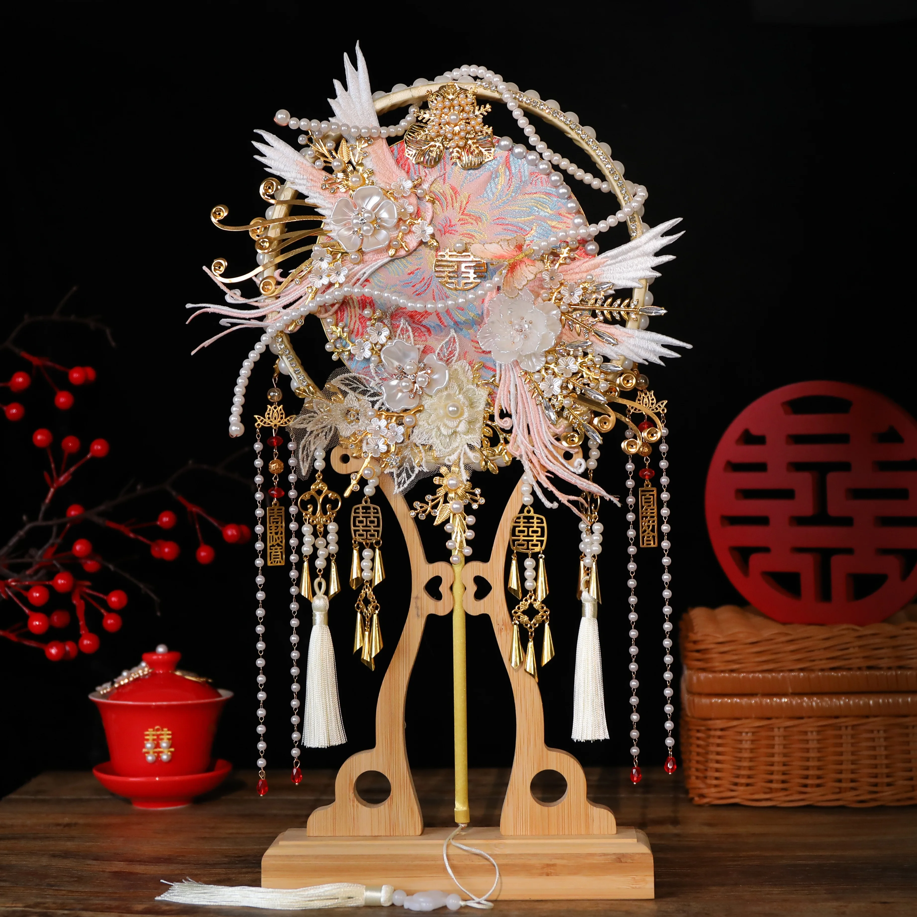 

Group Fan Bride Wedding DIY Material Package Handmade Finished Product Xiuhe Xi Fan Advanced Wedding Heavy Industry Wedding Fan