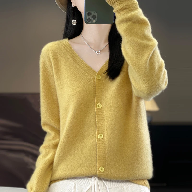 

Spring and summer new wool cardigan women's V-neck loose and slimming sweater jacket long sleeved base sweater short top