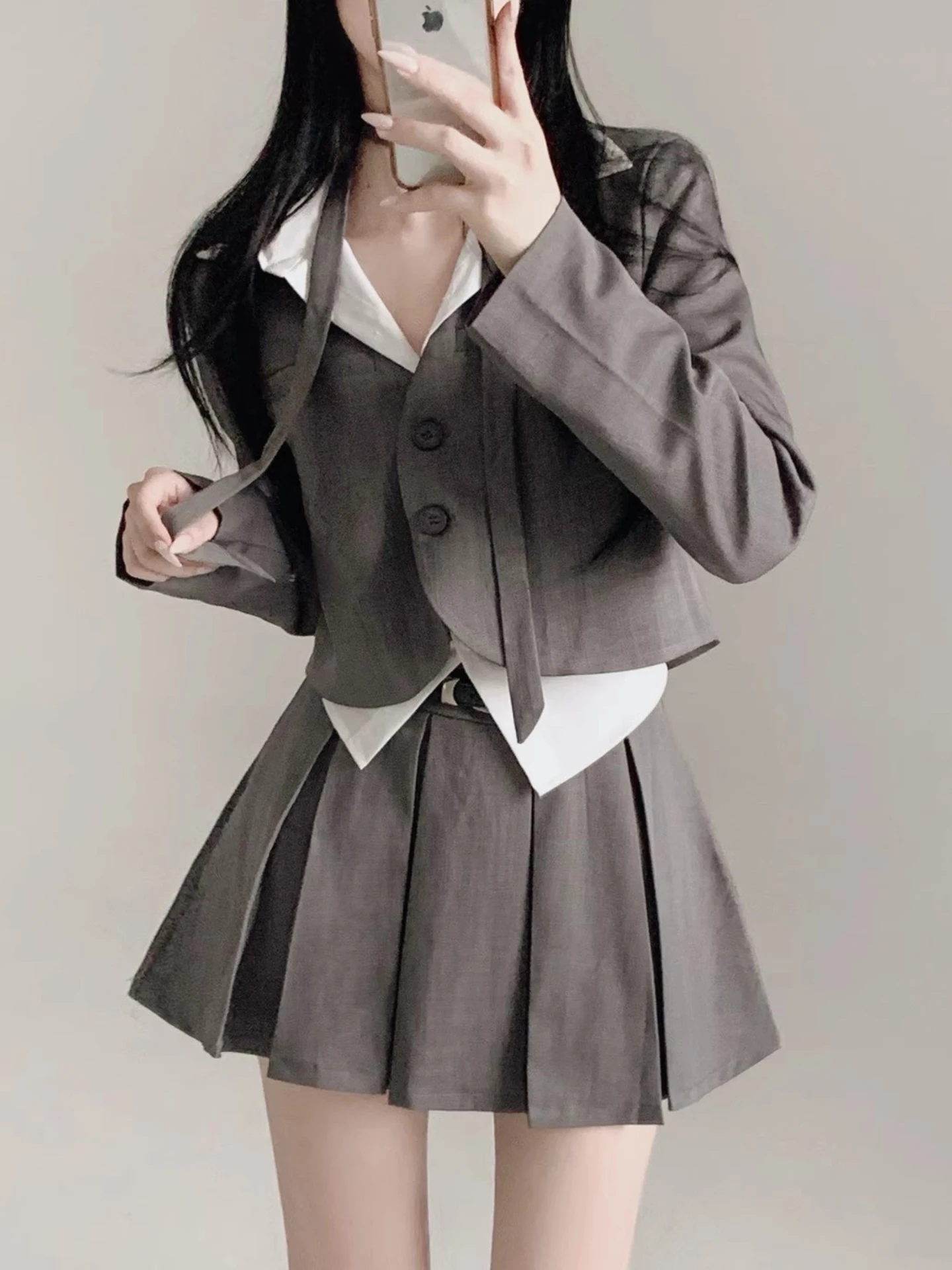 

Женский костюм Jaet с v-образным вырезом и плиссированной юбкой с высокой талией, осенний комплект из двух предметов для колледжа Faion