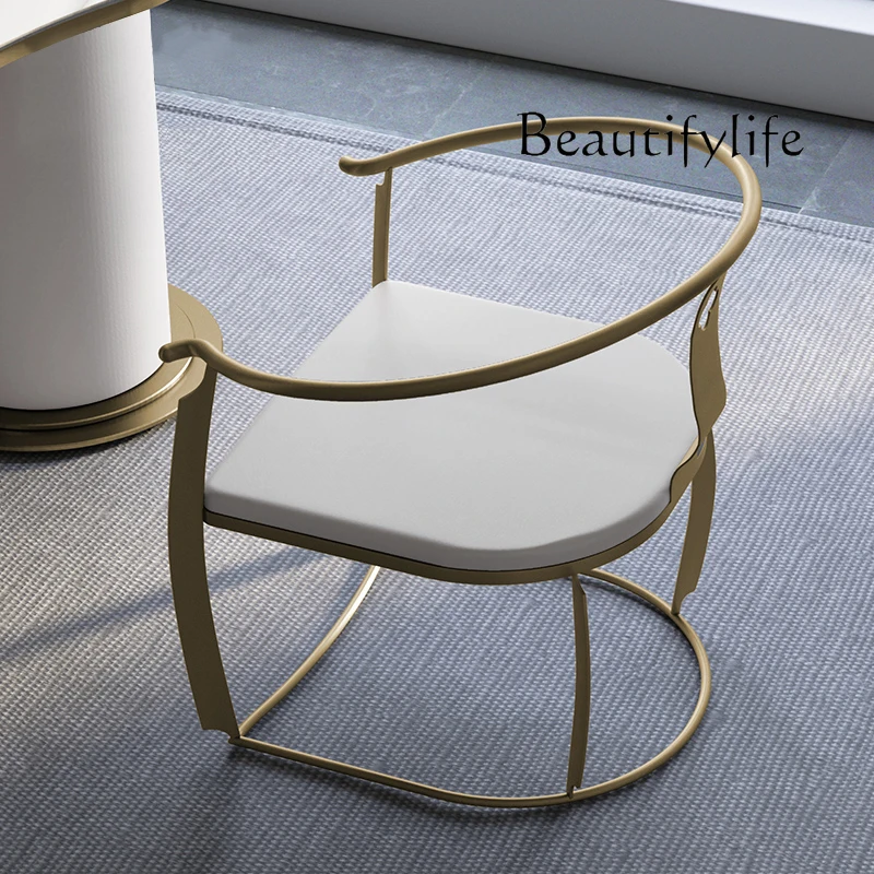 

The owner of the tea chair is a new Chinese-style armchair, a minimalist style designer, a leisure chair, and a light luxury