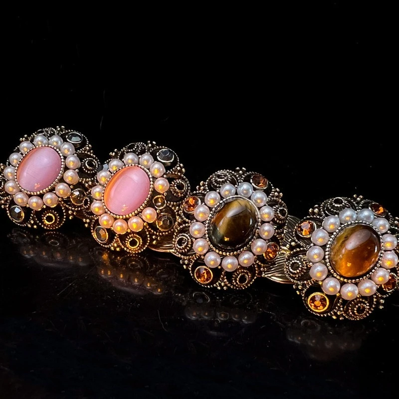 

Vintage Pearl Stud Earrings for Women Pink Stone Earring Elegant Crystal Retro Palace Style Party Wedding Jewelry Accessories