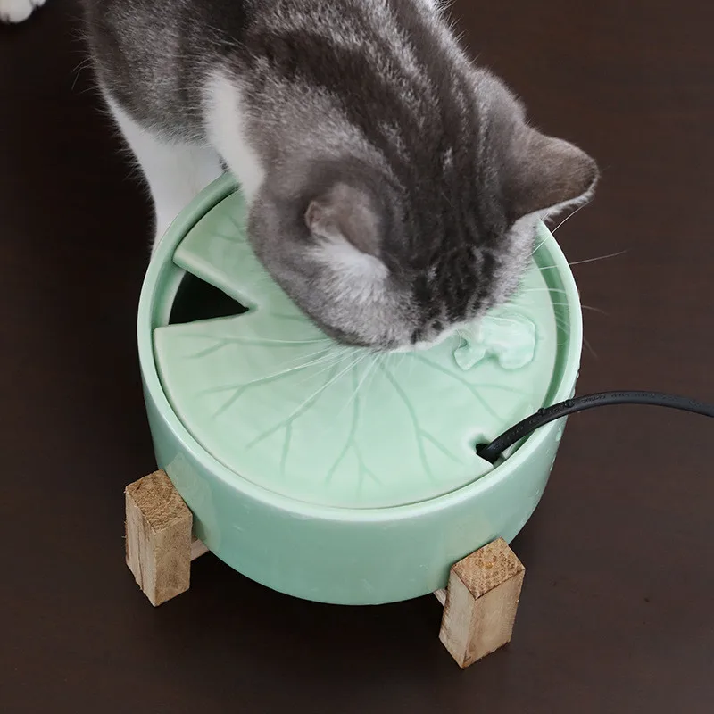 Multifunctional Ceramic Frog Water Fountain for Cats, Automatic Pet Drinker,Indoor Decor ,Dogs Drinking Bowl,Cat Accessories,USB