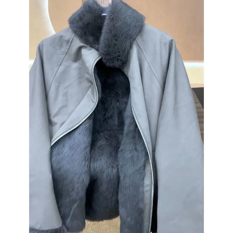 New Women's Clothing for Autumn and Winter.A Super Good-looking Grey Patchwork Mid-length Lambskin,fleece and Thickened Fur Coat