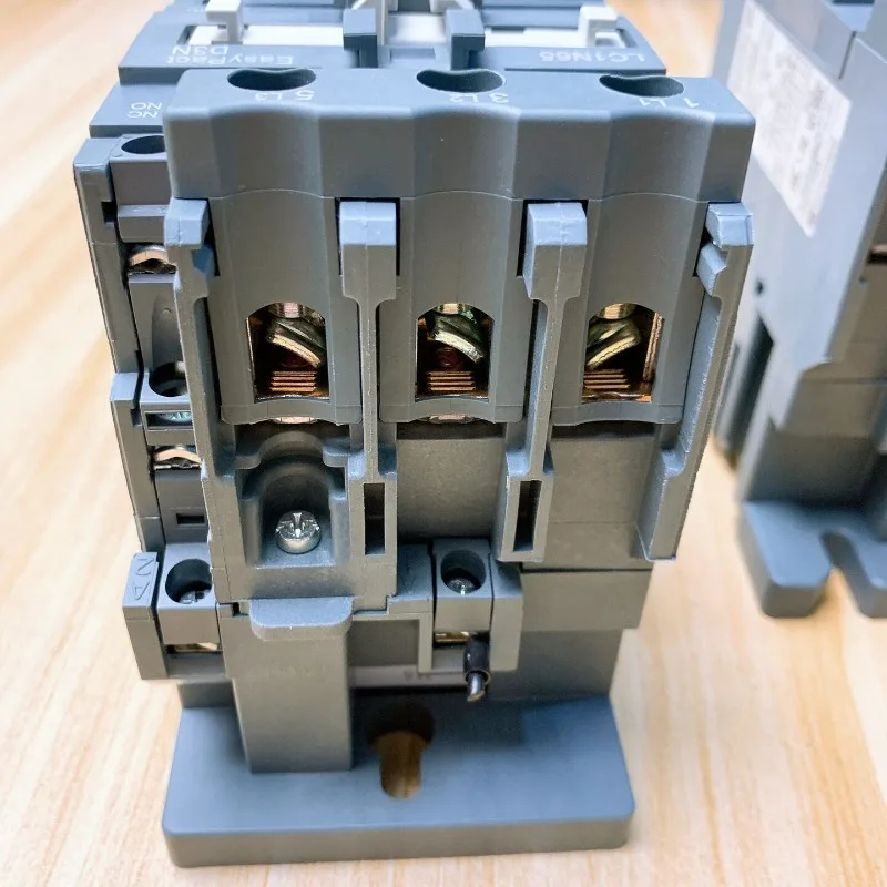 AC Contactor LC1N65 220V 65A Ith 80A Slightly Used Intact Contacts Fully Tested for Electric Industrial Repair Spare Part