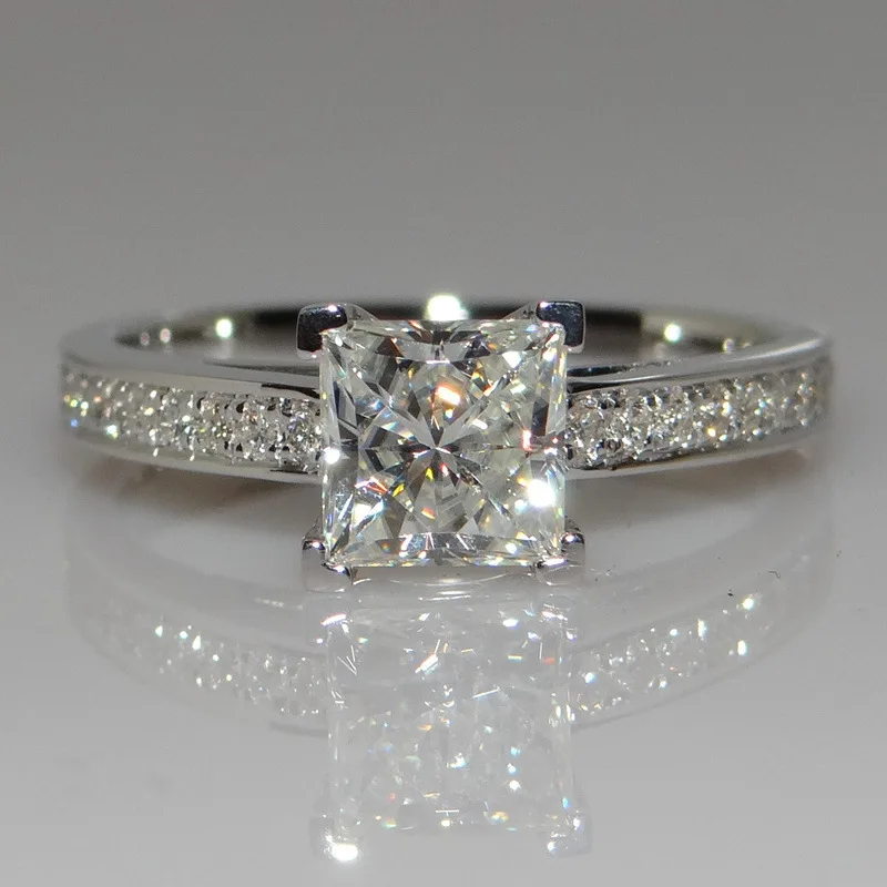 Square-cut Princess 925 Silver Ring - Four-pronged Women's AAA Zirconium Ring - Elegant and Simple Fashionable Wedding Ring for