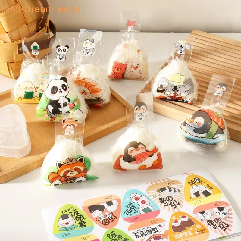 (50Pcs Cartoon Pattern Rice Ball Packing Bag Disposable Triangle Rice Ball Bag Fresh Keeping Onigiri Wrapping Bag Party Favor)