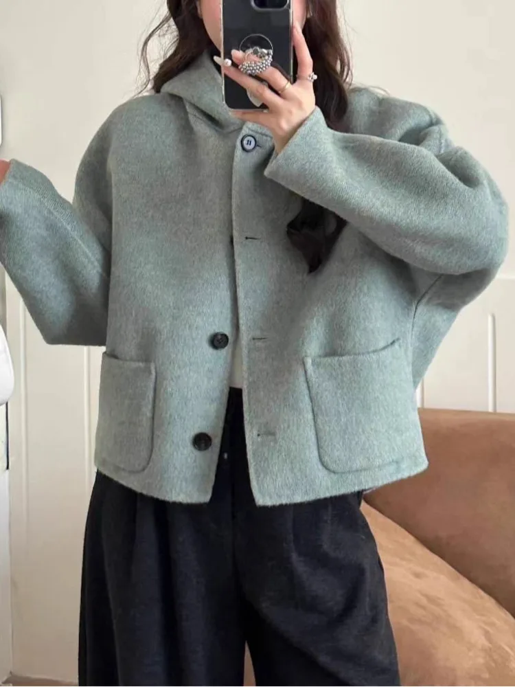 ZMEENNA Lässige kurze lila Kapuzenjacke für Damen mit Knopfleiste vorne und großen aufgesetzten Taschen, Herbst-Winter-Oberbekleidung ZM3714