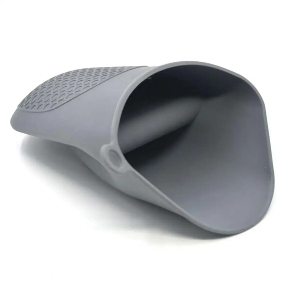 1 Pc Useful Oven Mitt Silicone Microwave Mitten Anti-scalding Portable BBQ Tray Microwave Oven Mitten  Insulated