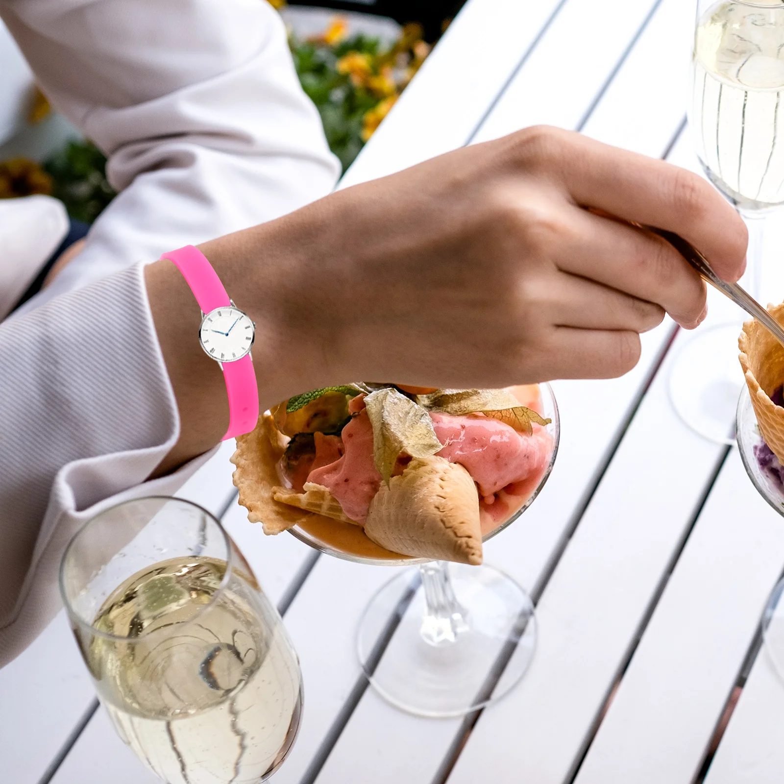 

6Pcs DIY Watchbands Silicone Colorful Straps Decorative Bracelets Adjustable Wrist Bands Comfortable Silicone Wristwatch